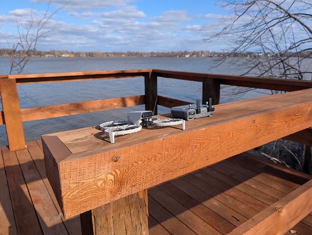 DJI Flip mit Fernsteuerung RC 2